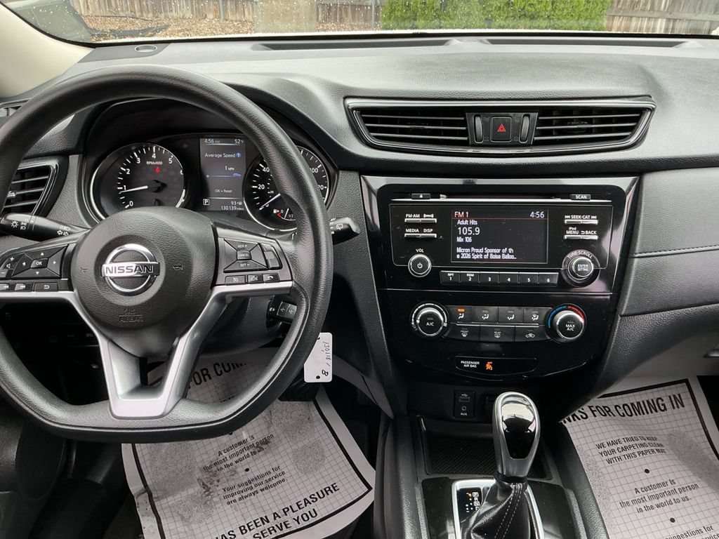 Used 2017 Nissan Rogue S AWD/4WD image 17