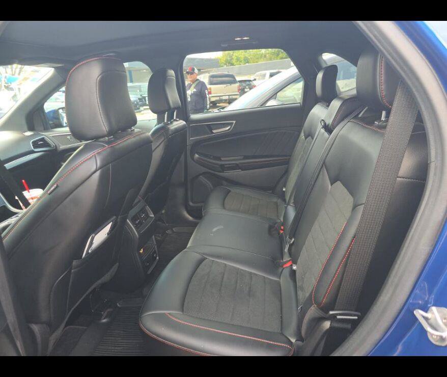 Used 2022 Ford Edge ST-Line AWD/4WD image 7