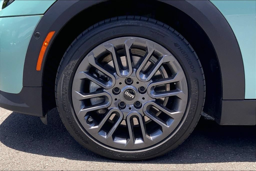 Used 2026 MINI Cooper S FWD image 9