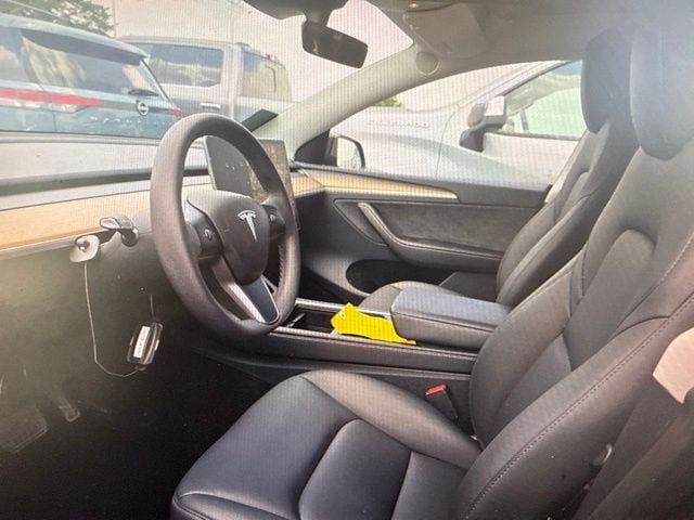 Used 2023 Tesla Model Y Long Range AWD/4WD image 7