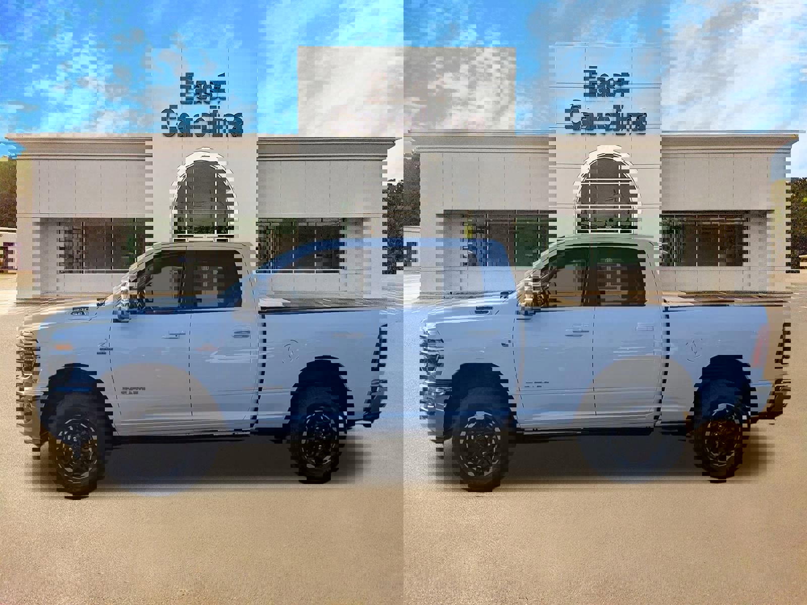 Used 2025 RAM 2500 Laramie image 6