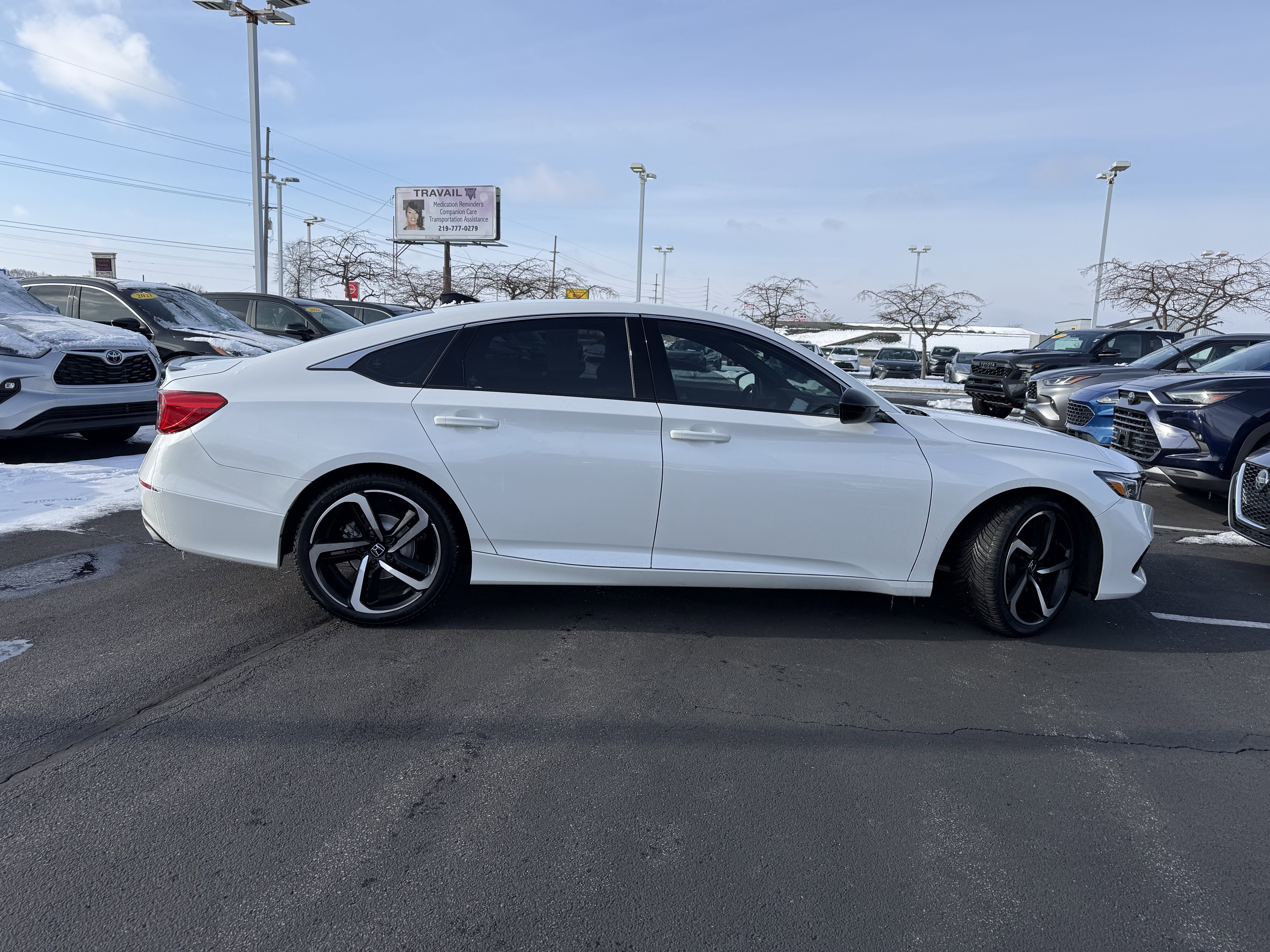 Used 2022 Honda Accord Sport image 8