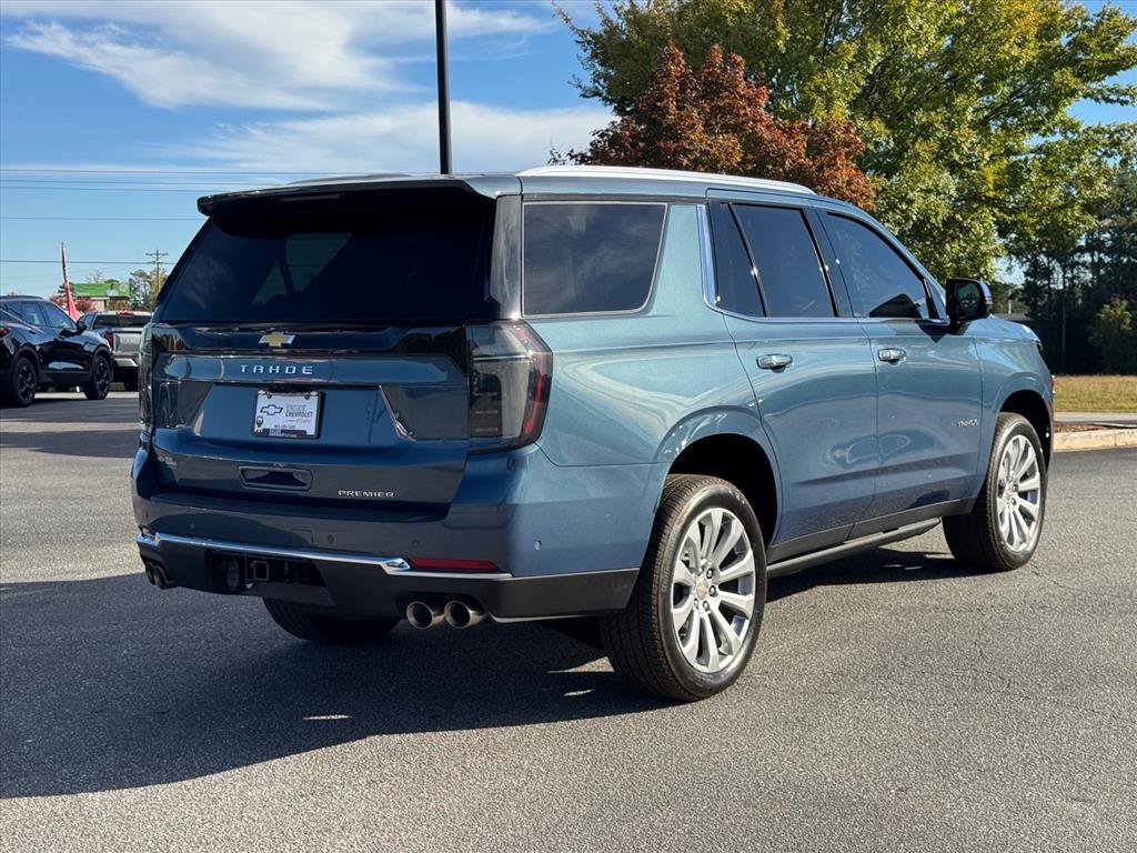 Used 2026 Chevrolet Tahoe Premier AWD/4WD image 3