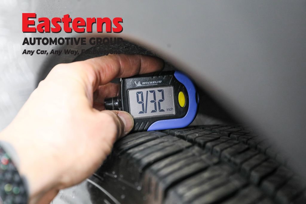 Used 2024 Cadillac XT4 Premium Luxury AWD/4WD image 30