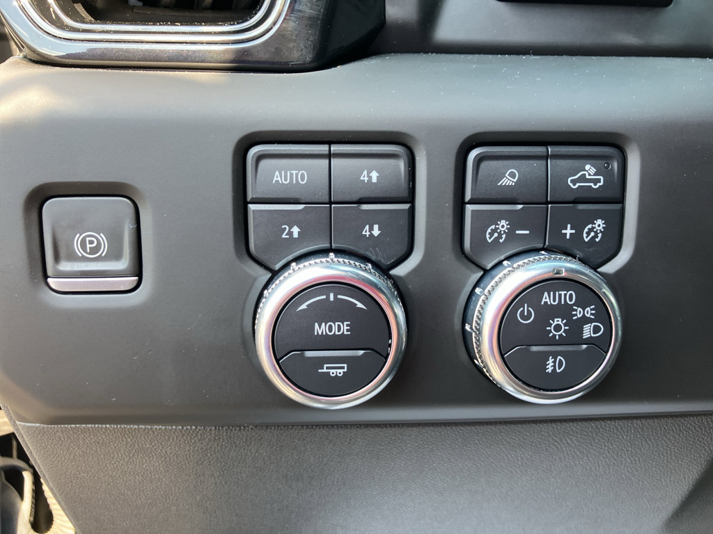 Used 2022 GMC Sierra 1500 AT4X AWD/4WD image 17