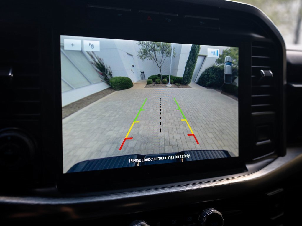 Used 2022 Ford F150 Lariat w/ Trailer Tow Package image 29