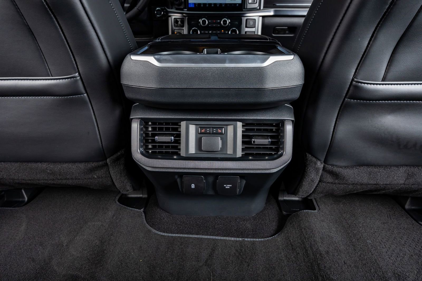 Used 2025 Ford F150 Platinum w/ Equipment Group 702A High image 33