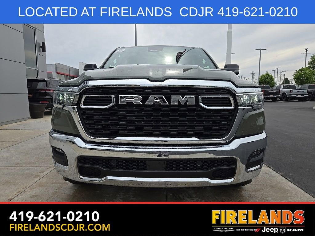 New 2026 RAM 1500 4x4 Crew Cab image 8