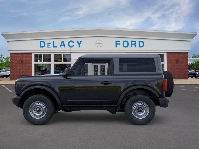 New 2025 Ford Bronco 2-Door image 3