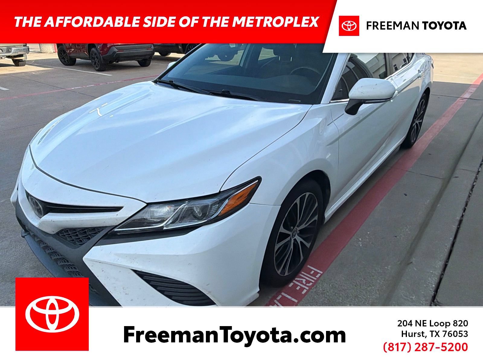 Used 2020 Toyota Camry SE w/ Convenience Package FWD image 1