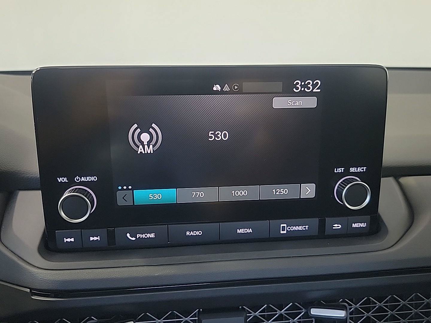 Certified 2024 Honda Accord EX image 28