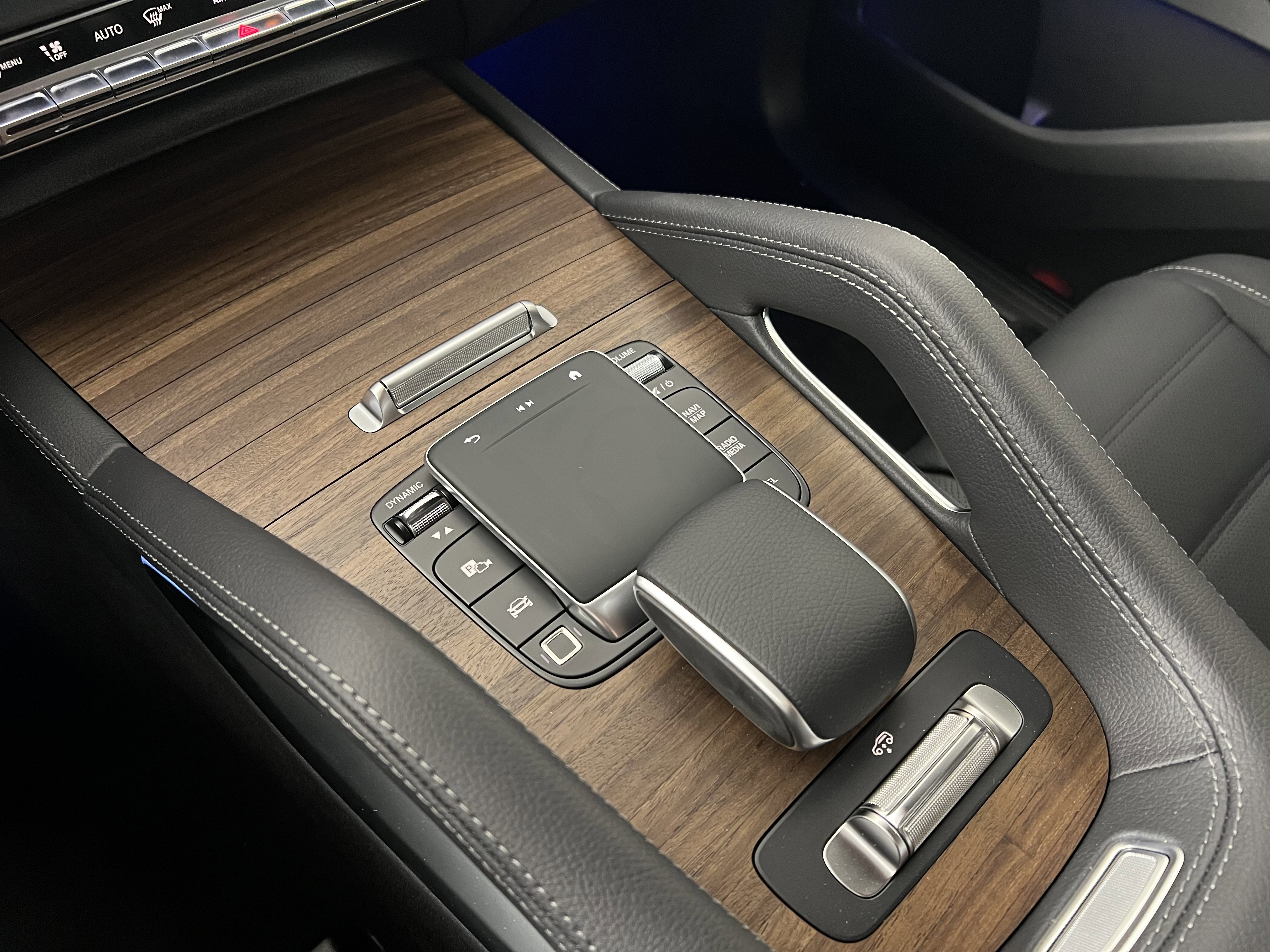 New 2026 Mercedes-Benz GLE 580 4MATIC image 33