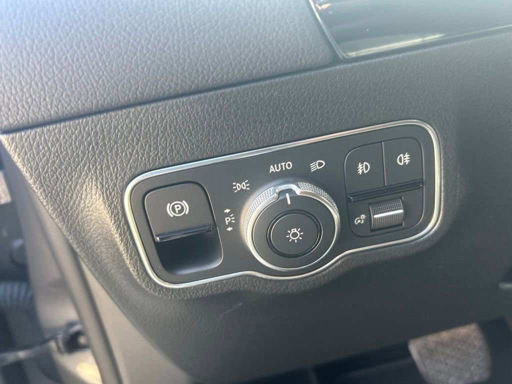 Used 2023 Mercedes-Benz GLA 250 image 51