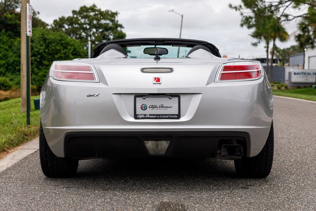 Used 2008 Saturn Sky RWD image 17