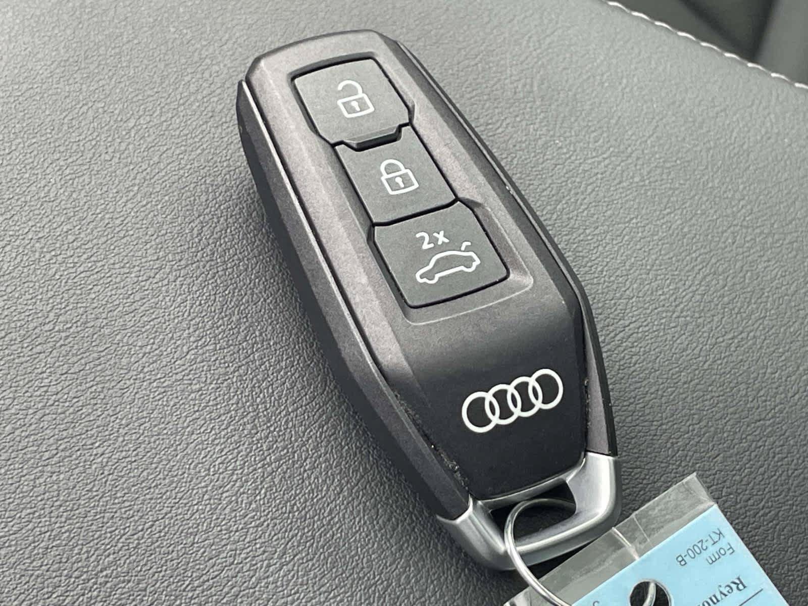 Certified 2025 Audi Q5 Premium w/ Premium Plus AWD/4WD image 4
