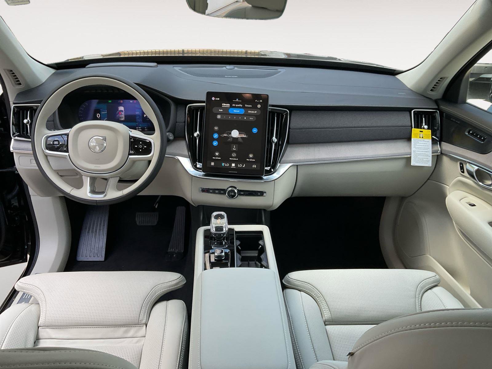 New 2026 Volvo XC90 T8 Ultra image 10