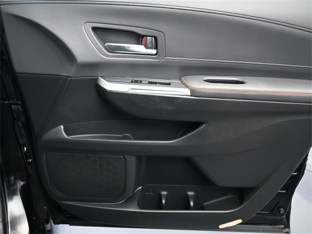 Used 2022 Toyota Sienna XSE image 32