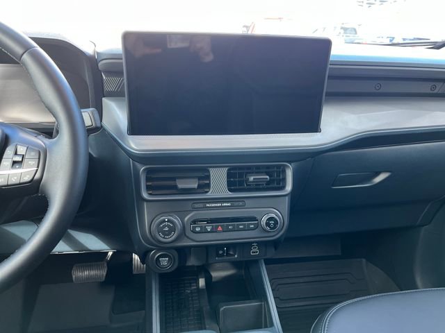 Used 2025 Ford Maverick Lariat w/ Black Appearance Package image 19