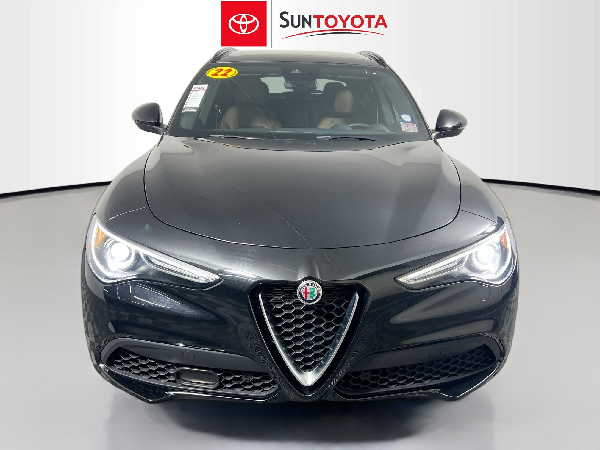 Used 2022 Alfa Romeo Stelvio Ti image 10