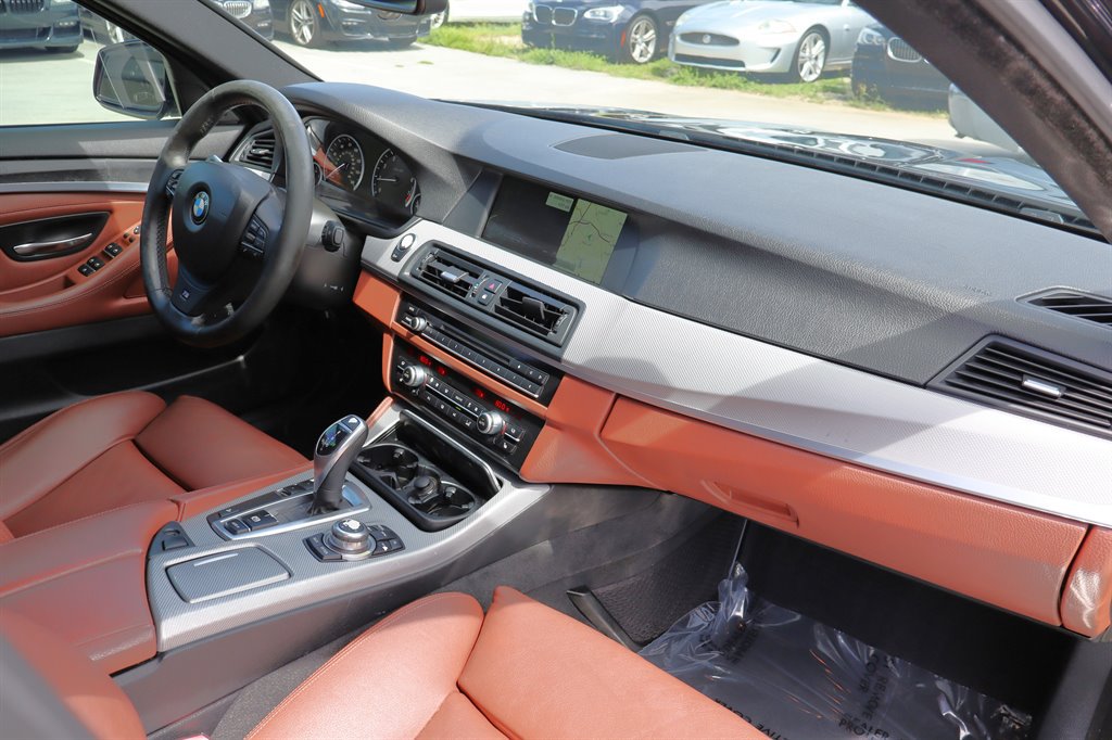 Used 2013 BMW 528i xDrive Sedan AWD/4WD image 15