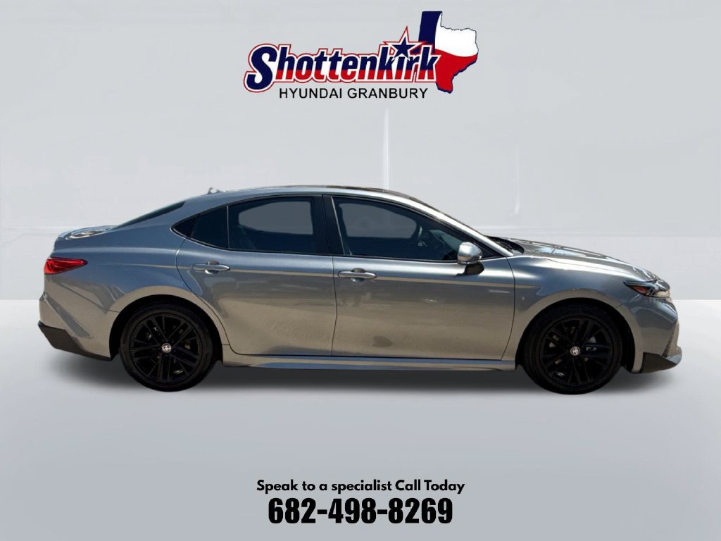 Used 2025 Toyota Camry SE w/ Multimedia Upgrade Package FWD image 5