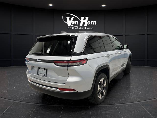 Used 2023 Jeep Grand Cherokee 4WD 4xe image 3
