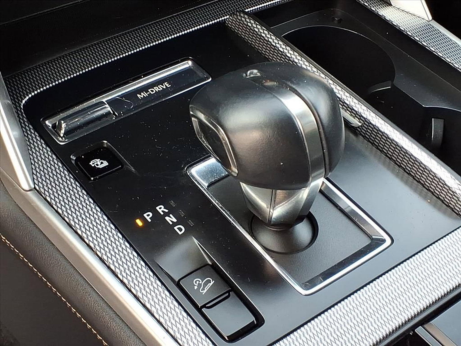 Certified 2024 MAZDA CX-90 Plug-In Hybrid w/ Premium Pkg image 34