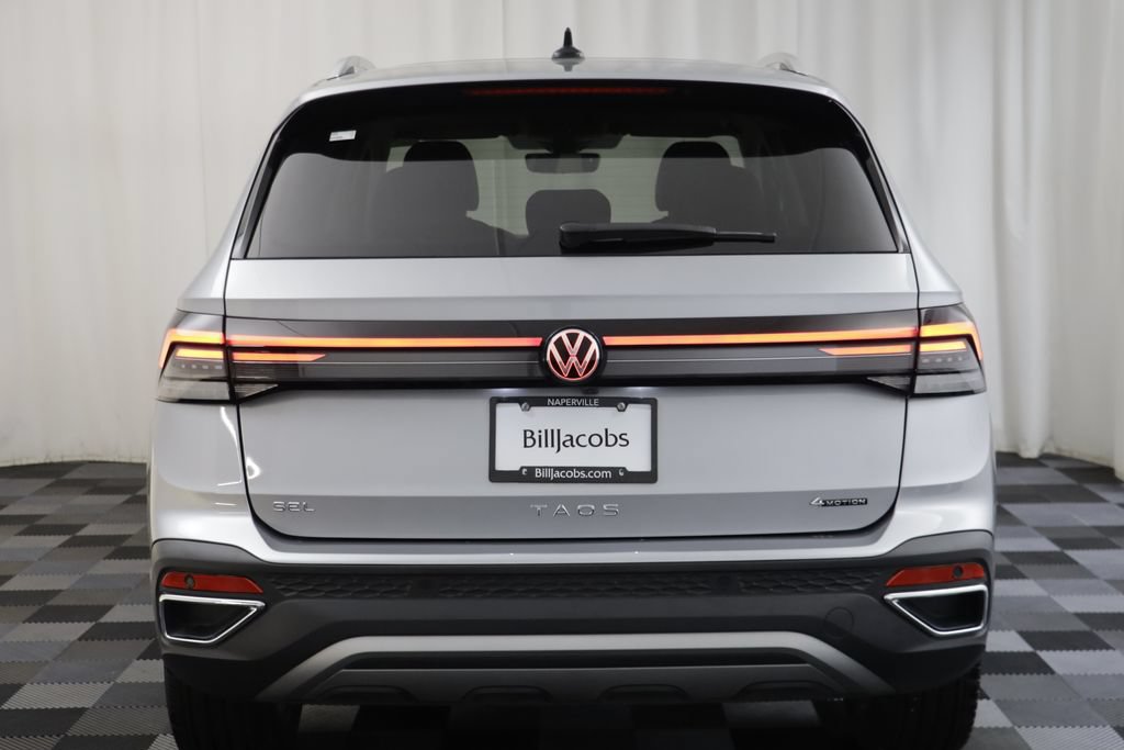 Used 2026 Volkswagen Taos SEL AWD/4WD image 16