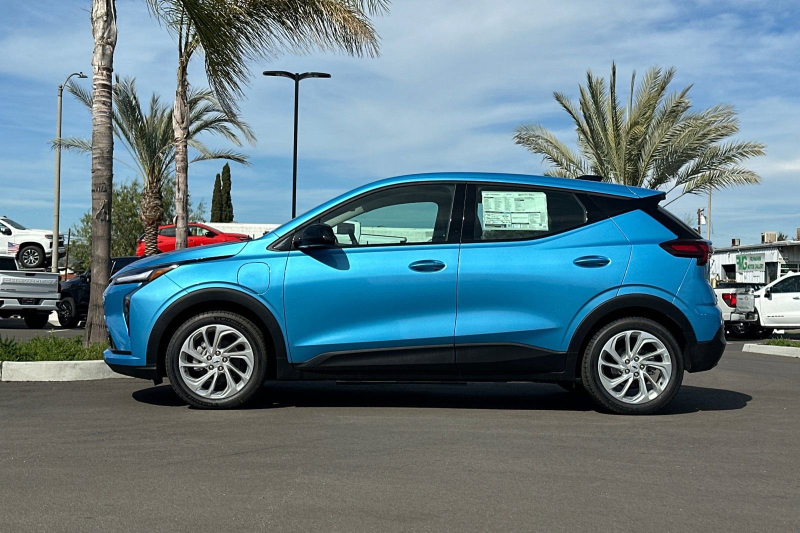 New 2027 Chevrolet Bolt LT w/ Comfort Package image 7