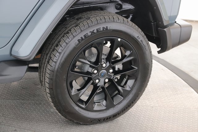 Used 2025 Jeep Wrangler Unlimited Sahara image 10