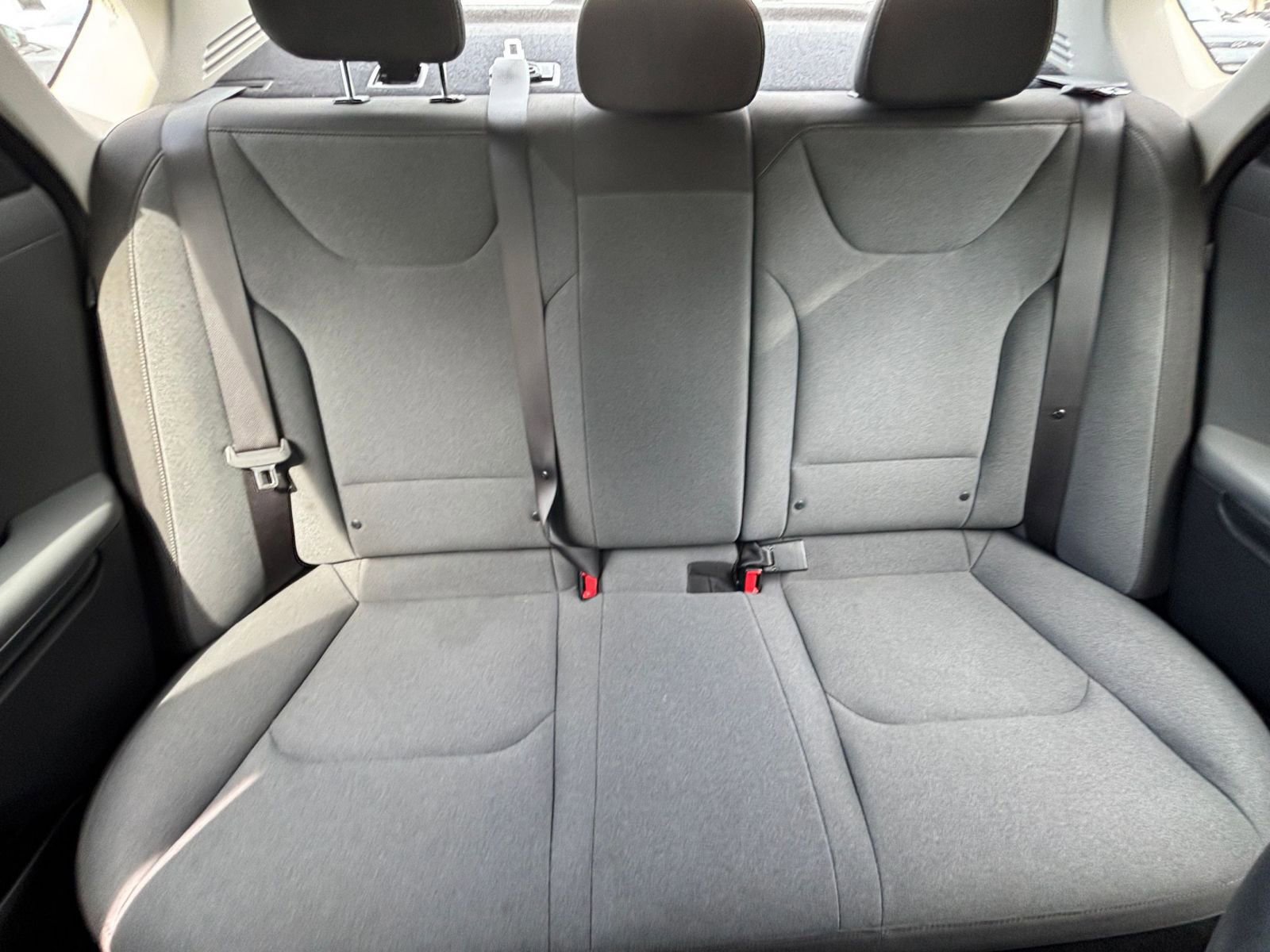 Used 2025 Kia K4 FWD image 37