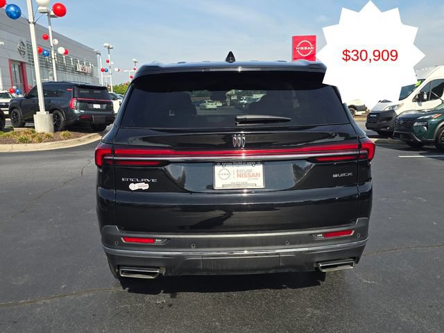 Used 2025 Buick Enclave Preferred FWD image 4