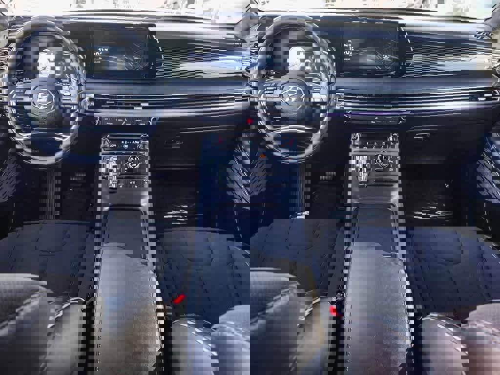 Used 2024 Hyundai Palisade Calligraphy image 6