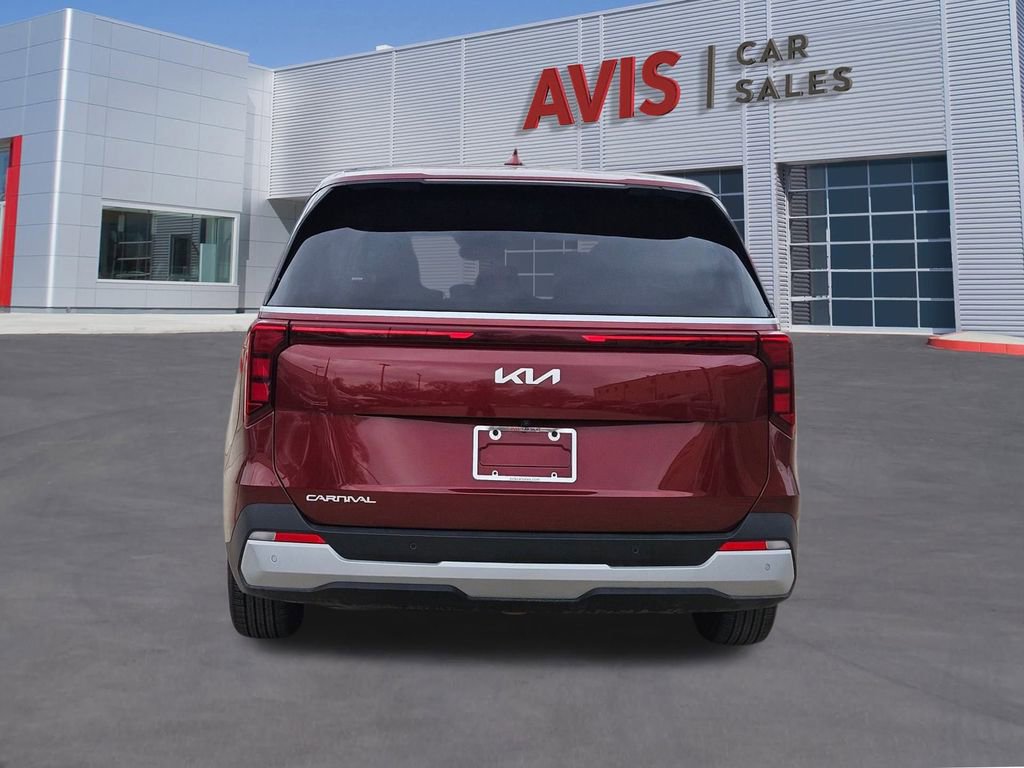 Used 2025 Kia Carnival image 5
