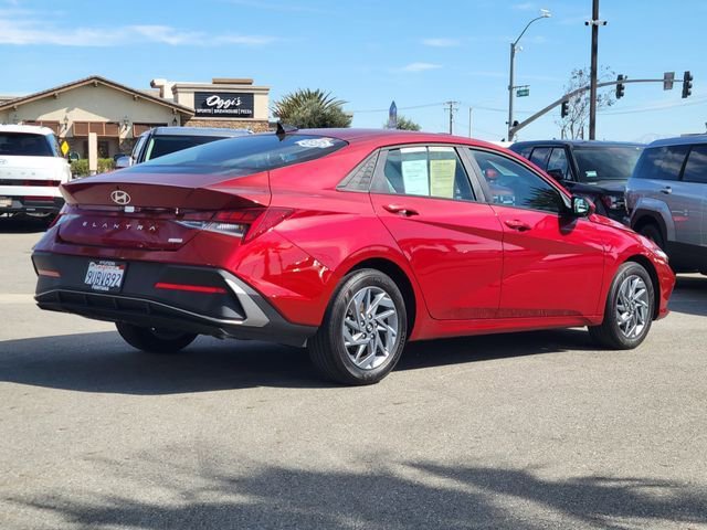Certified 2025 Hyundai Elantra Blue image 2