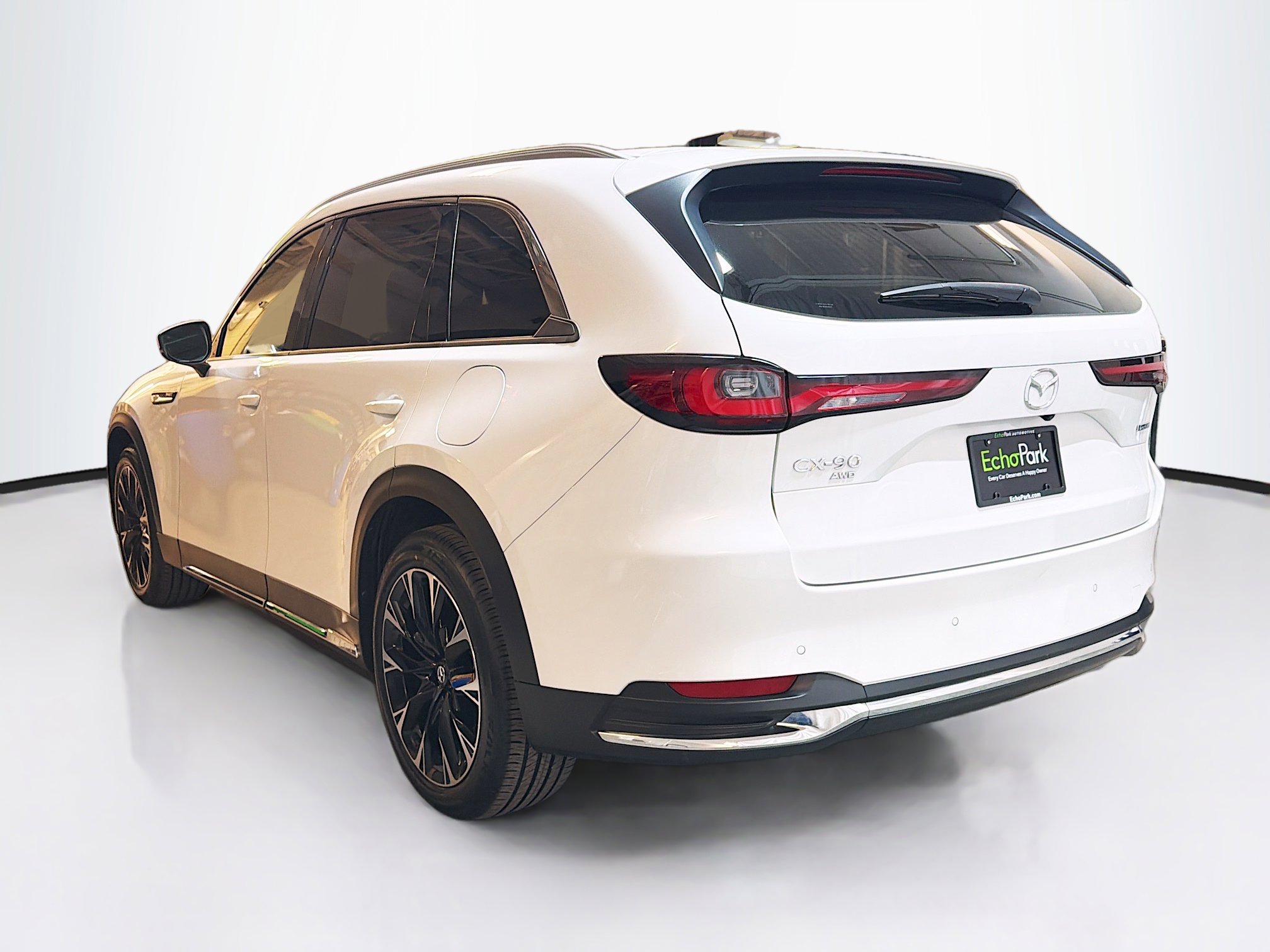 Used 2024 MAZDA CX-90 Plug-In Hybrid w/ Premium Pkg image 5