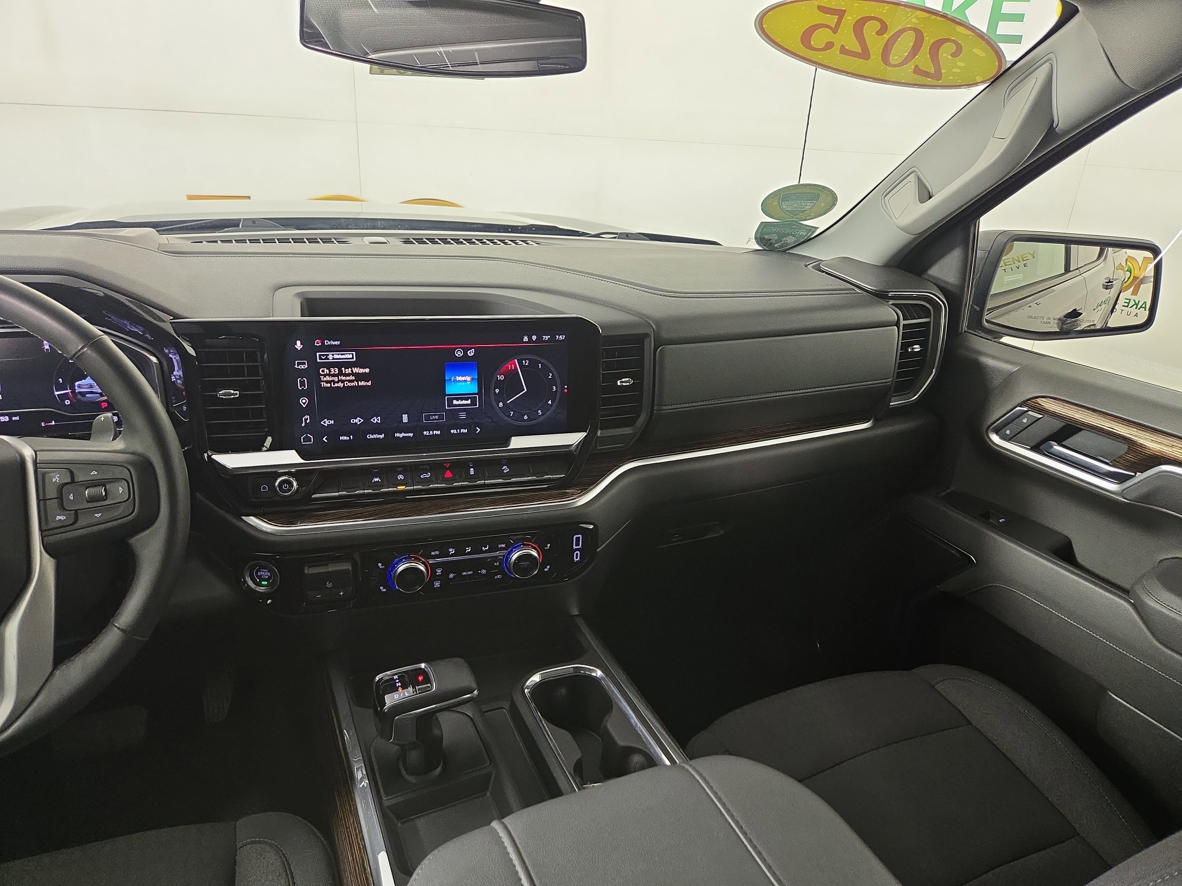 Certified 2025 GMC Sierra 1500 Elevation AWD/4WD image 24