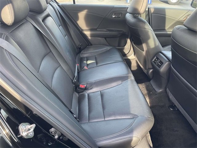 Used 2016 Honda Accord EX-L image 28