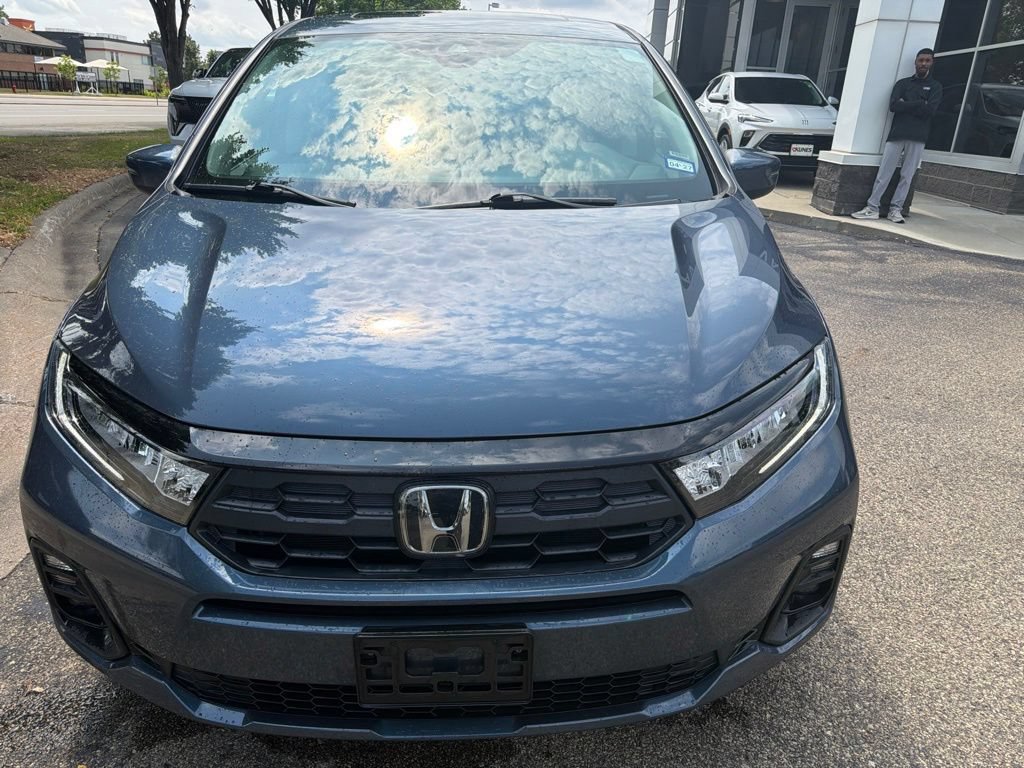 Used 2025 Honda Odyssey EX-L image 10