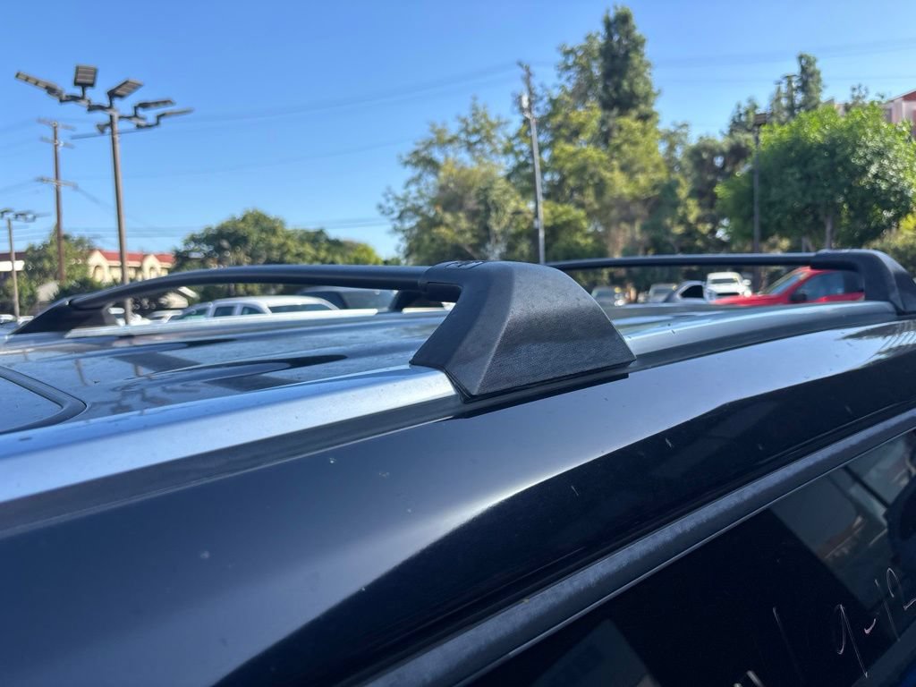 Used 2021 Toyota Highlander XLE FWD image 16