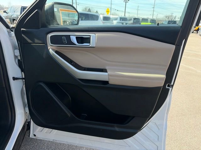 Used 2023 Ford Explorer XLT w/ Equipment Group 202A image 36