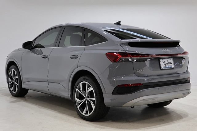 Used 2022 Audi Q4 e-tron Premium AWD/4WD image 5