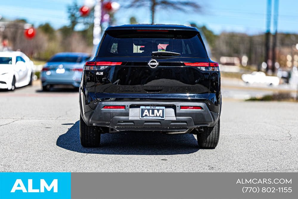 Used 2024 Nissan Pathfinder SV FWD image 13