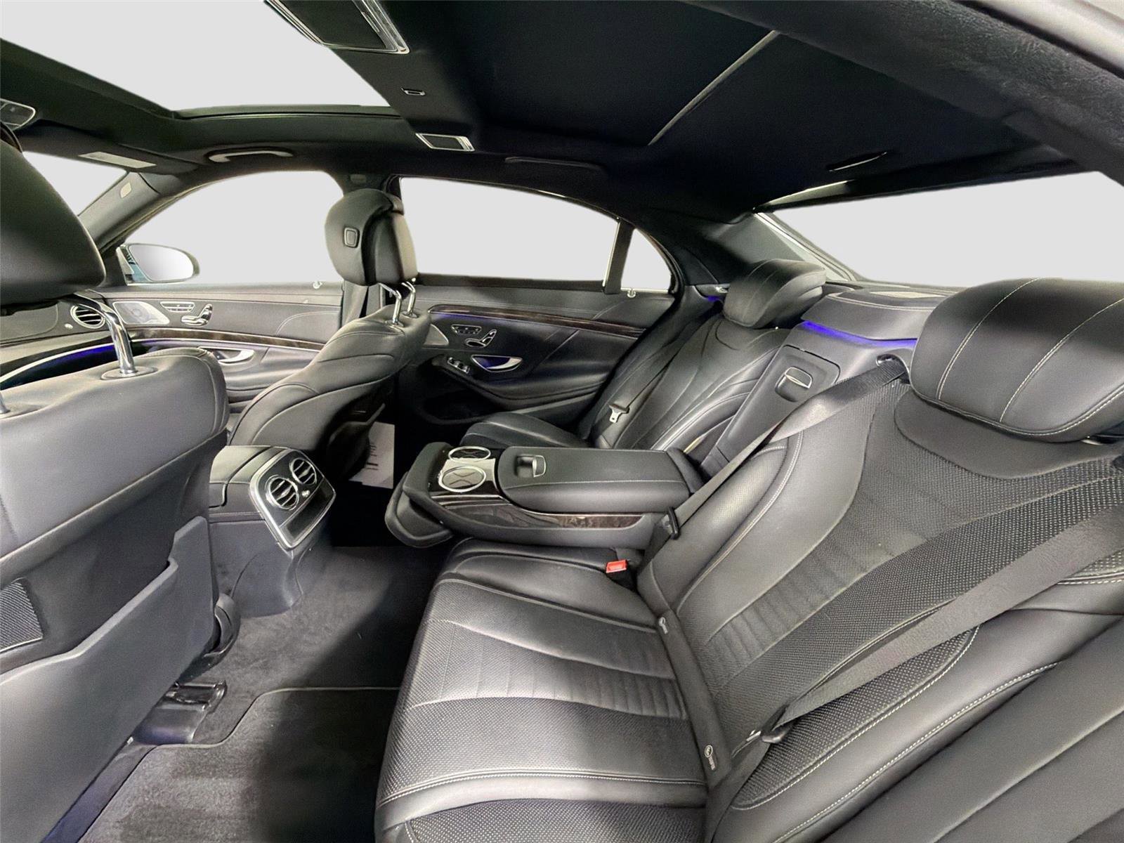 Used 2015 Mercedes-Benz S 550 Sedan image 27