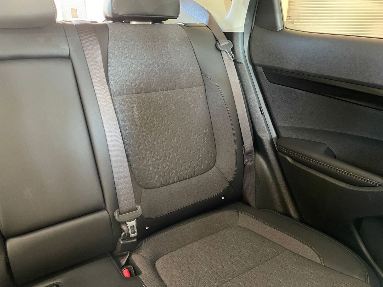 Used 2025 Kia Seltos S FWD image 33