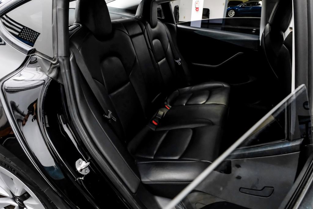 Used 2022 Tesla Model 3 Long Range image 32