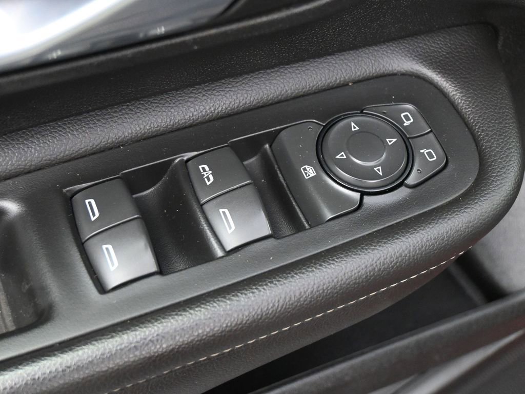 Used 2022 GMC Terrain SLE w/ Driver Convenience Package AWD/4WD image 4