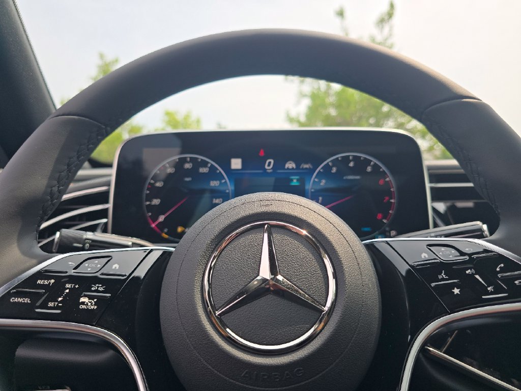 New 2027 Mercedes-Benz E 450 4MATIC Sedan image 29