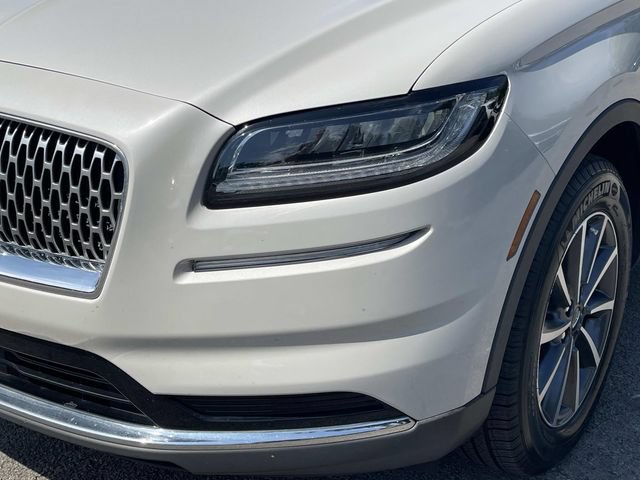 Certified 2022 Lincoln Nautilus FWD image 9