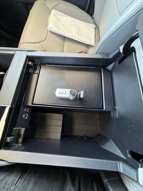 Used 2026 Toyota Tundra Limited w/ Power Package RWD image 18